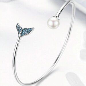 Exquisite Sterling Silver Whale Tail Cuff